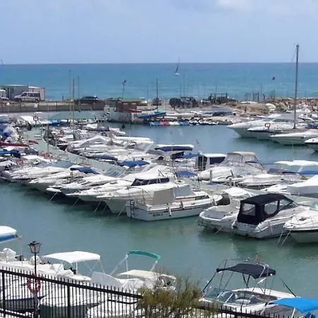 Fantastic Location - Penthouse Duplex In In Walking Distance To The * Cabo Roig